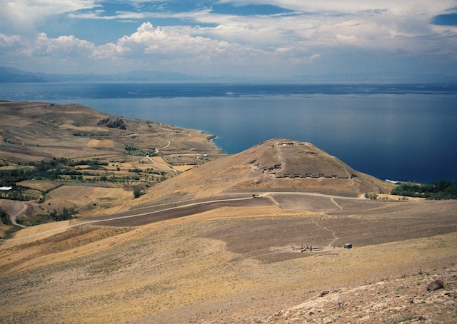 Excavations at Arslantepe/Malatya and Ayanis