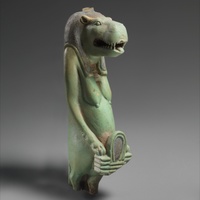 Small amulet depicting a dragon