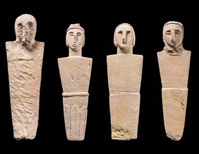 Four "Shaman's Cache Schematic Figures"