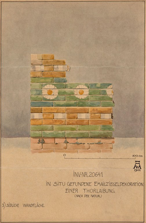 Watercolor painting of a portion of a glazed brick wall showing rosette decorations and bitumen between bricks on the bottom row. The wall is painted with colors of dull orange, green, and white. The background is neutral blue-gray on top, and unpainted yellowing paper on the bottom. There is German text in handwritten pencil at the bottom of the illustration which reads "INV.NR.20641 IN SITU GEFUNDENE EMILZEIGELDEKORATION EINER THORLAIBUNG (NACH DER NATUR.) 3) SÜDLICHE WANDFLÄCHE"