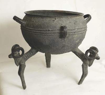 Tripod Cauldron with Legs in Form of Horned Sheep