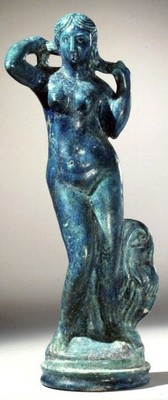 Statuette of Aphrodite Anadyomene 