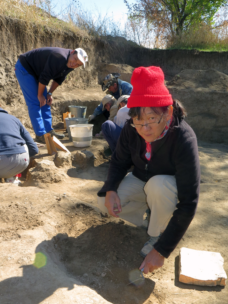 Field Report:  Digging at the Edge of the Tian Shan Mountains in Kazakhstan