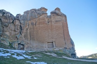 The Midas Monument of Phrygian Yazılıkaya, Turkey (Wikimedia Commons: https://commons.wikimedia.org/wiki/File:Midas_Monument,_Yazılıkaya.jpg)
