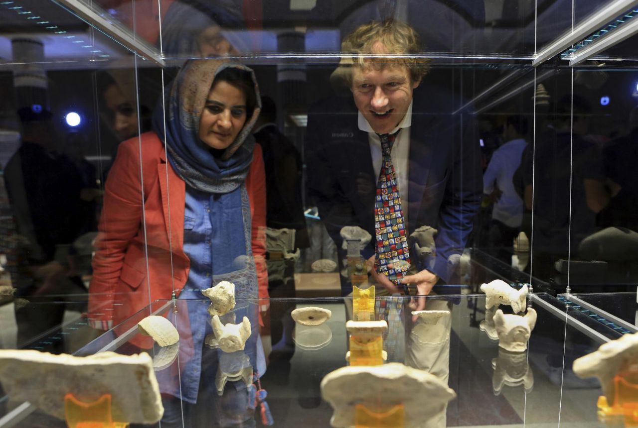 Prof Robert Hoyland Visits Basra Museum, Iraq