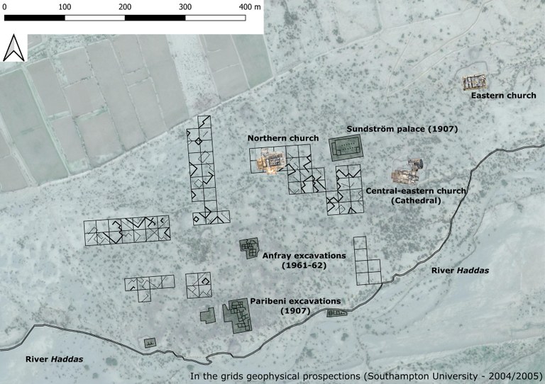 Plan overlay on greyscale satellite image of archaeological site